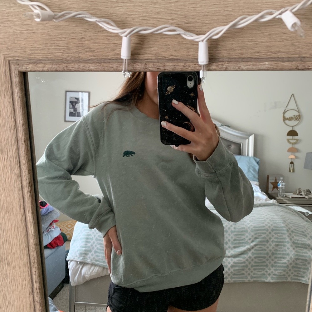 Brandy Melville bear sweatshirt